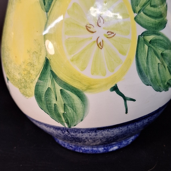 Pitcher - Picture 3 of 9